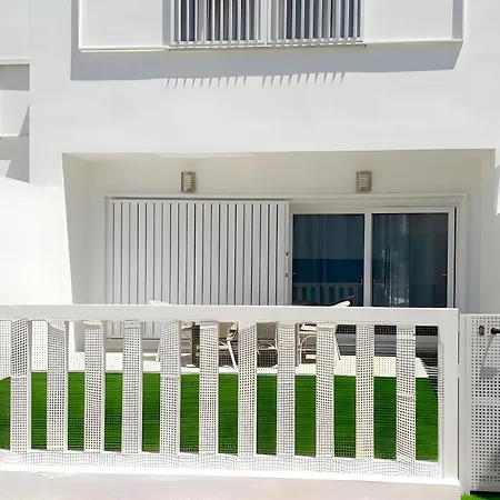 Con Piscina Compartida Alquilamos Solo A Familias Horská chata Conil De La Frontera